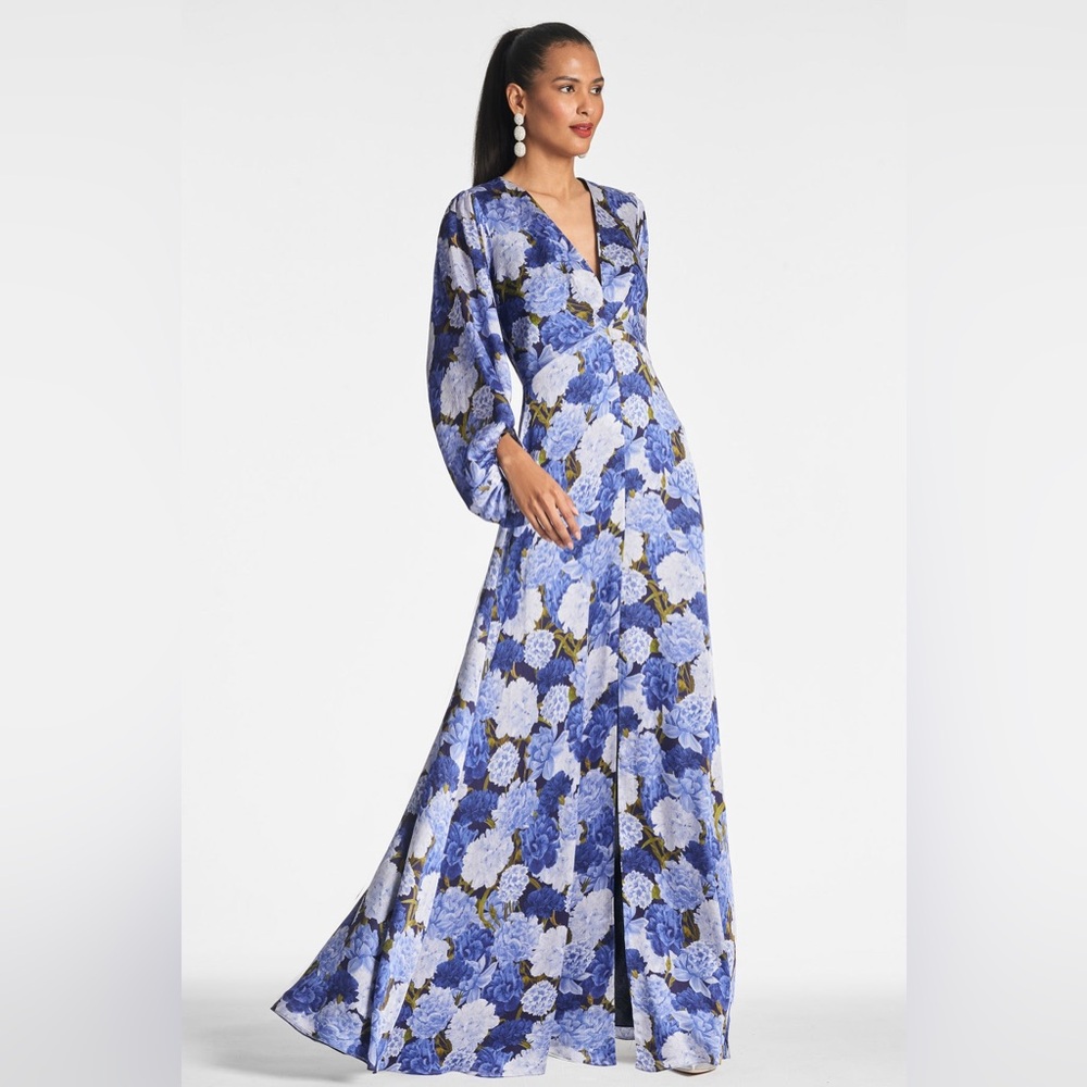 Sachin & Babi Jenny Blue and White Floral Print Maxi Dress size 2 new with tags